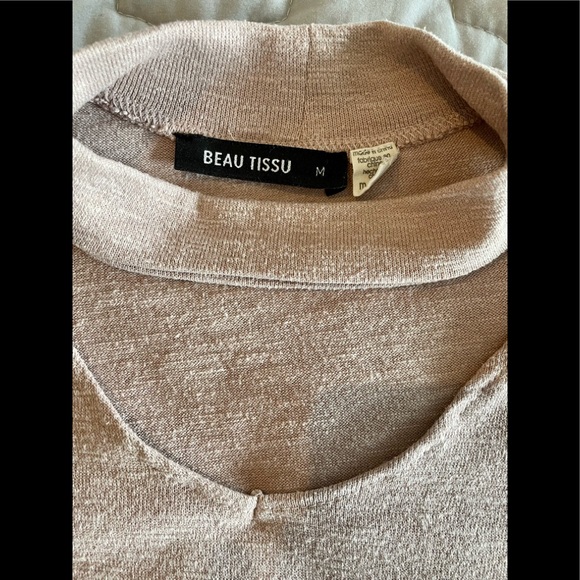 Choker style long-sleeved top - Picture 3 of 3